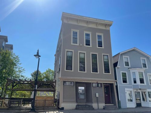 apt-7-145 Main St, Newmarket, NH, 03857-2027 | Card Image