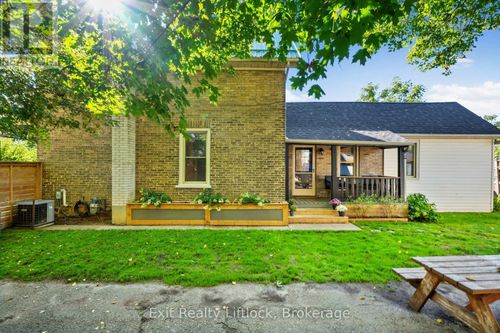 21 Aylmer St S, Peterborough, ON, K9J3H6 | Card Image