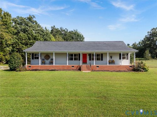 5842 Rocky Hill Rd, Blackstone, VA, 23824-4205 | Card Image