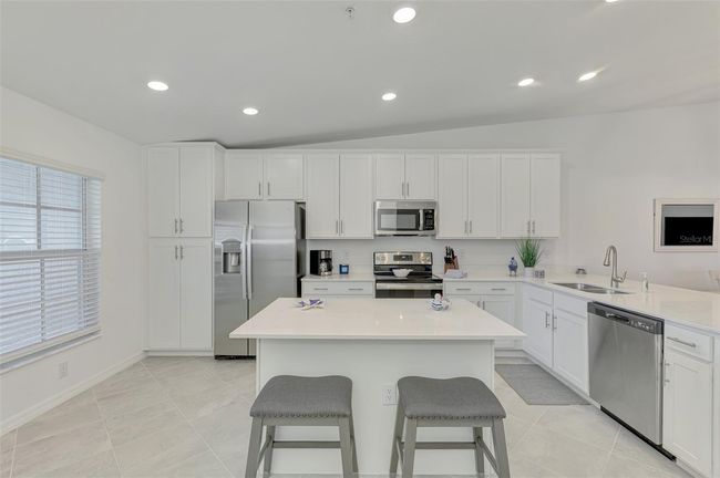 UNIT-208 - 12470 Wellen Golf St, Condo with 2 bedrooms, 2 bathrooms and null parking in Venice FL | Image 21