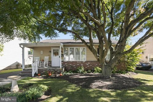 935 Garfield Ave, GLENSIDE, PA, 19038-1908 | Card Image