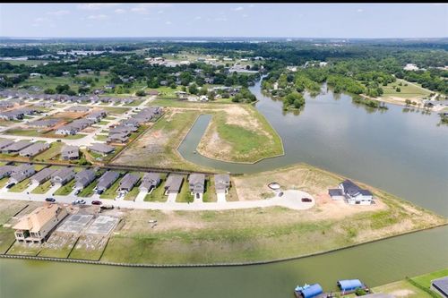 11020 N Lake Mist Ln, Willis, TX, 77318-1309 | Card Image