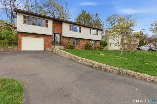 53 Dagmar Rd, Stamford, CT, 06905-2505 | Card Image