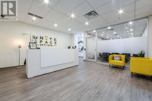 400401-30 Eglinton Avenue W, Mississauga (Hurontario), ON, L5R3E7 | Card Image