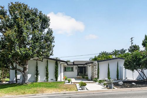 4816 Saint Andrews Ave, Buena Park, CA, 90621-1041 | Card Image
