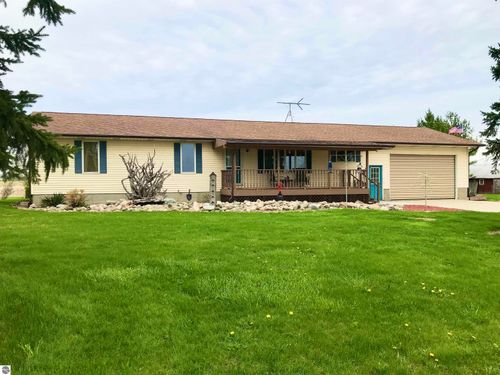 1989 S Crapo Road, Ithaca, MI, 48847 | Card Image