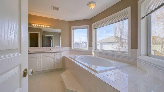 178 Sierra Nevada Green Sw, Home with 3 bedrooms, 3 bathrooms and 4 parking in Calgary AB | Image 36