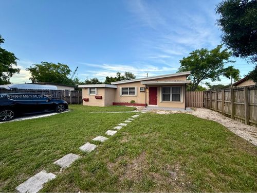 824-824 Nw 4th Ave, Fort Lauderdale, FL, 33311-7215 | Card Image