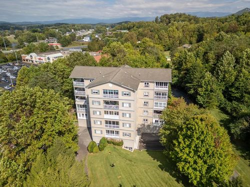 unit-3a-121 River St, Hiawassee, GA, 30546-3221 | Card Image