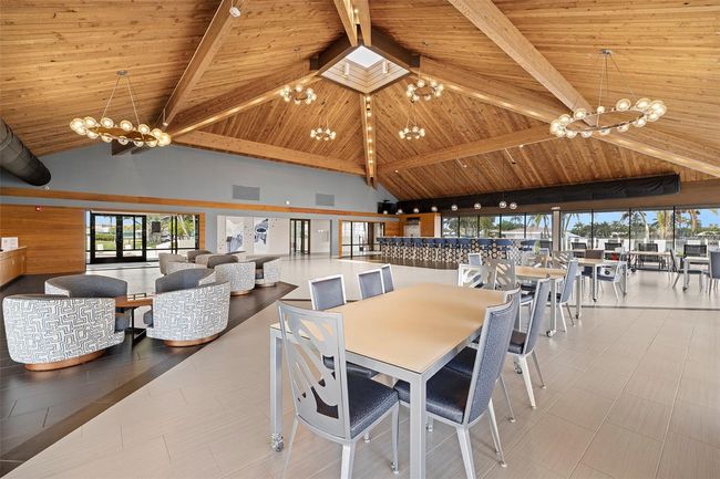 APT-1008 - 9425 Blind Pass Rd, Condo with 2 bedrooms, 2 bathrooms and null parking in ST PETE BEACH FL | Image 43