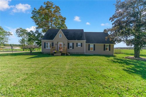 6017 W South Range Rd, Salem, OH, 44460-9224 | Card Image