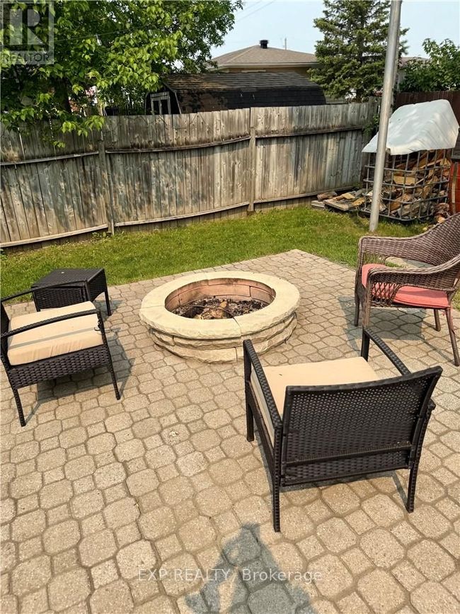 3135 Louis St, House other with 4 bedrooms, 2 bathrooms and 4 parking in Val Caron ON | Image 37