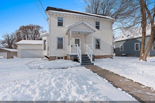 210 River Street, NEENAH, WI, 54956 | Card Image