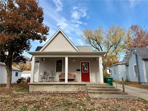 1312 Edgar Ave, Mattoon, IL, 61938-5328 | Card Image