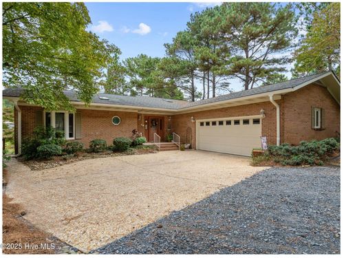 114 Cobblestone Ct, West End, NC, 27376 | Card Image