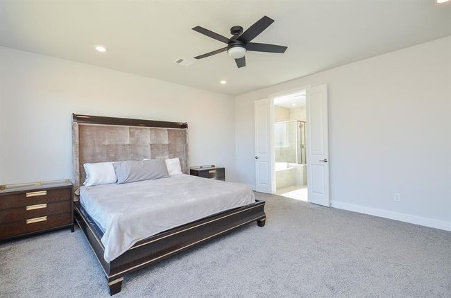 9522 Rialto Creek Dr, House other with 5 bedrooms, 5 bathrooms and 3 parking in Cypress TX | Image 11