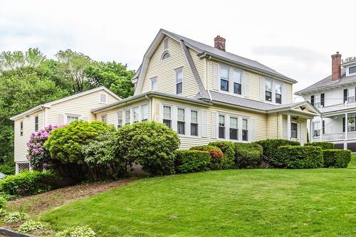 34 Worcester St, Grafton, MA, 01519-1176 | Card Image