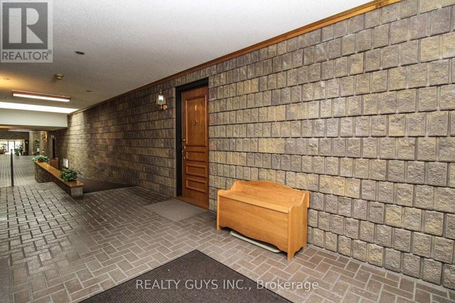 4 - 693 Whitaker St, Townhouse with 2 bedrooms, 2 bathrooms and 1 parking in Peterborough ON | Image 7