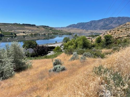 31 Osprey Nest Rd, Pateros, WA, 98846-8000 | Card Image