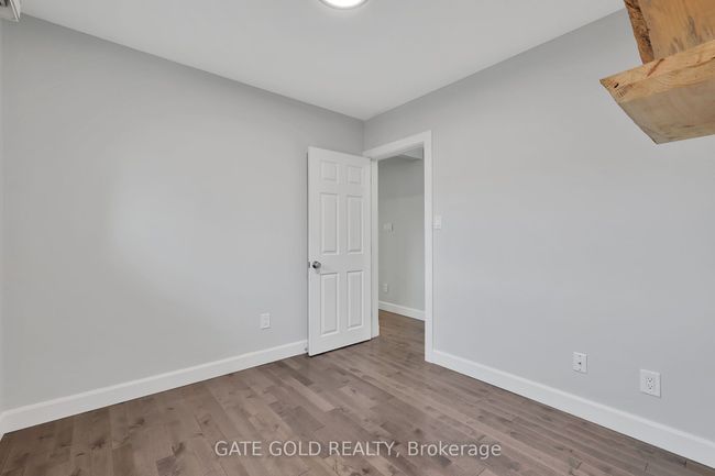 64 Nash Rd S, House other with 6 bedrooms, 2 bathrooms and 3 parking in Hamilton ON | Image 17