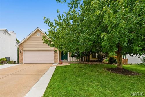 161 Berryville Pl, Saint Charles, MO, 63304-1043 | Card Image