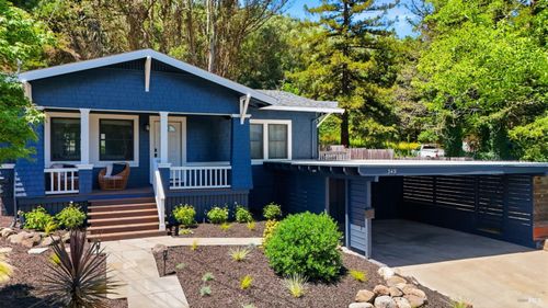149 Lilienthal Ave, Napa, CA, 94558-5913 | Card Image