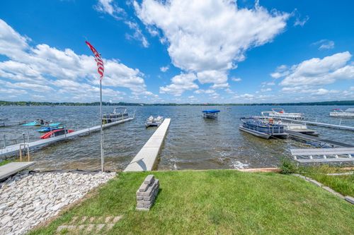 19336 E Chippewa Drive, Chippewa Township, MI, 49320 | Card Image