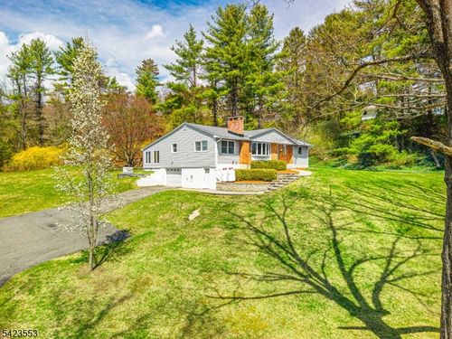 22 Anderson Hill Rd, Fredon Twp, NJ, 07860-5122 | Card Image