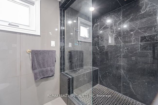 72 Farrow Cres, House other with 5 bedrooms, 4 bathrooms and 2 parking in Ajax ON | Image 30