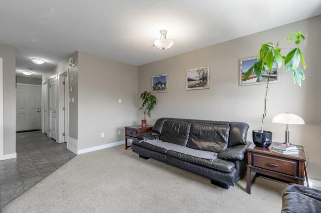 8 - 205 Silkstone Rd W, Townhouse with 3 bedrooms, 2 bathrooms and 2 parking in Lethbridge AB | Image 10