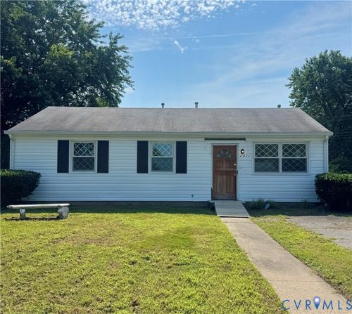 2011 Holly St, Richmond, VA, 23223-2433 | Card Image