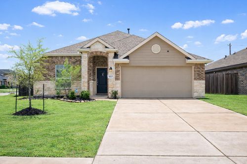 9515 Vicksburg Rd, Baytown, TX, 77521-1693 | Card Image