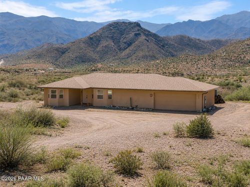 17200 S Dripping Springs Rd, Mayer, AZ, 86333-9545 | Card Image