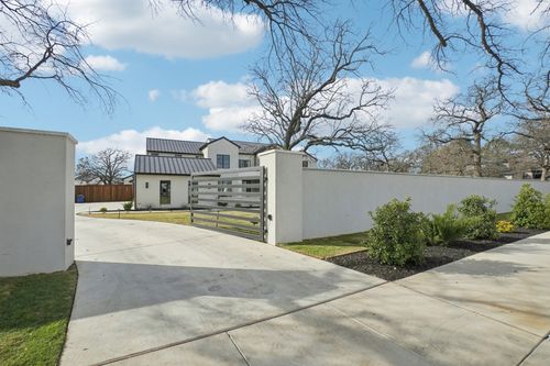 310 Shady Oaks Dr, Southlake, TX, 76092-6151 | Card Image