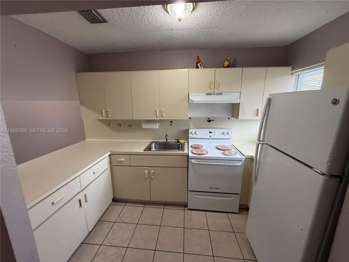 9-159 W 8th St, Hialeah, FL, 33010 | Card Image