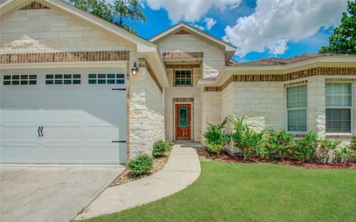 10572 Twin Oak Dr, Conroe, TX, 77385-9553 | Card Image