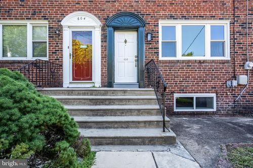606 Cedar Ave, COLLINGSWOOD, NJ, 08108-1616 | Card Image