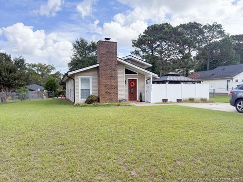 5716 Mcdougal Dr, Fayetteville, NC, 28304-2935 | Card Image