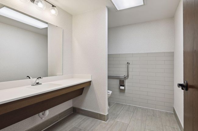 APT-405 - 1181 Edgcumbe Rd, Condo with 2 bedrooms, 1 bathrooms and null parking in Saint Paul MN | Image 46