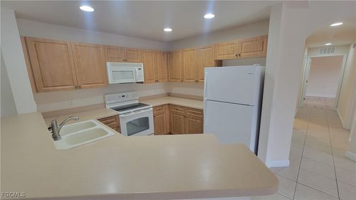 unit-304-3948 Pomodoro Cir, CAPE CORAL, FL, 33909-5147 | Card Image