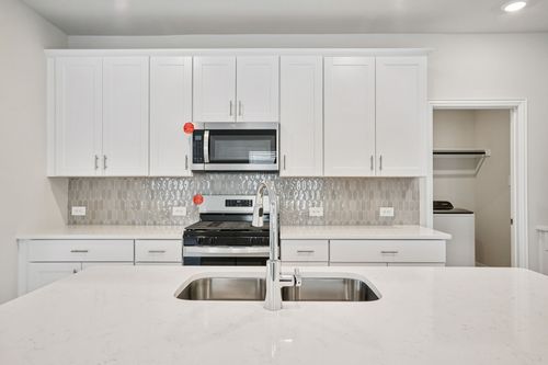 521 Clover Creek Dr, Mckinney, TX, 75071 | Card Image