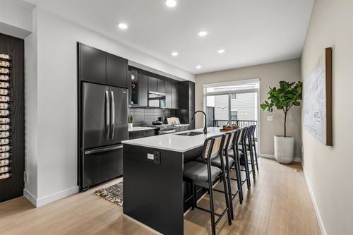 3-2886 Montrose Avenue, Abbotsford, BC, V2S0N7 | Card Image