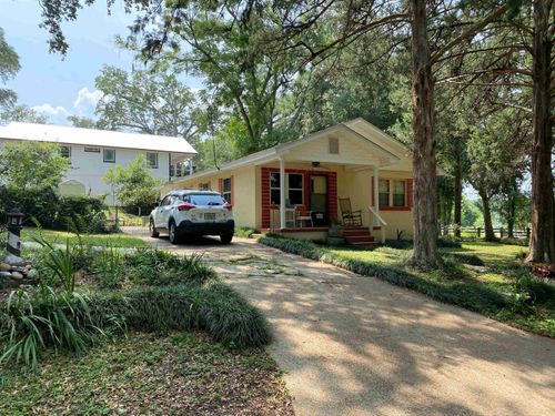 3320 Big Lake Rd, TALLAHASSEE, FL, 32303-3040 | Card Image