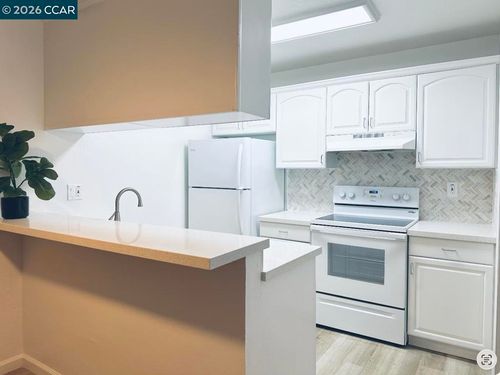 1-2118 Peppertree Way, Antioch, CA, 94509-3322 | Card Image