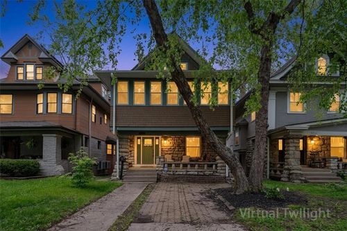 3709 Walnut St, Kansas City, MO, 64111-1509 | Card Image