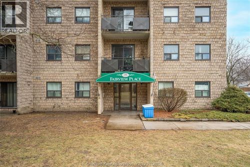 410-130 Park Ave E, Chatham, ON, N7M3V6 | Card Image