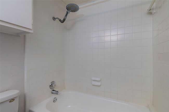 APT-902 - 2835 Keller Springs Rd, Condo with 2 bedrooms, 2 bathrooms and null parking in Carrollton TX | Image 16
