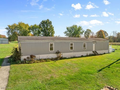 20455 N Benton West Road, North Benton, OH, 44449 | Card Image