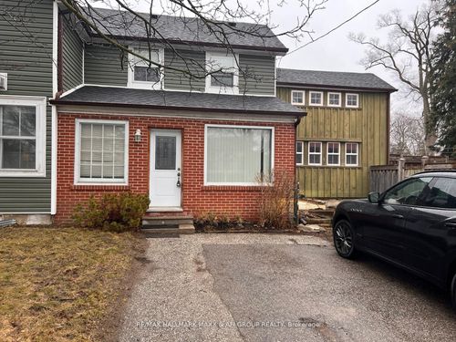 back-61 Wellington St E, Aurora, ON, L4G1H7 | Card Image