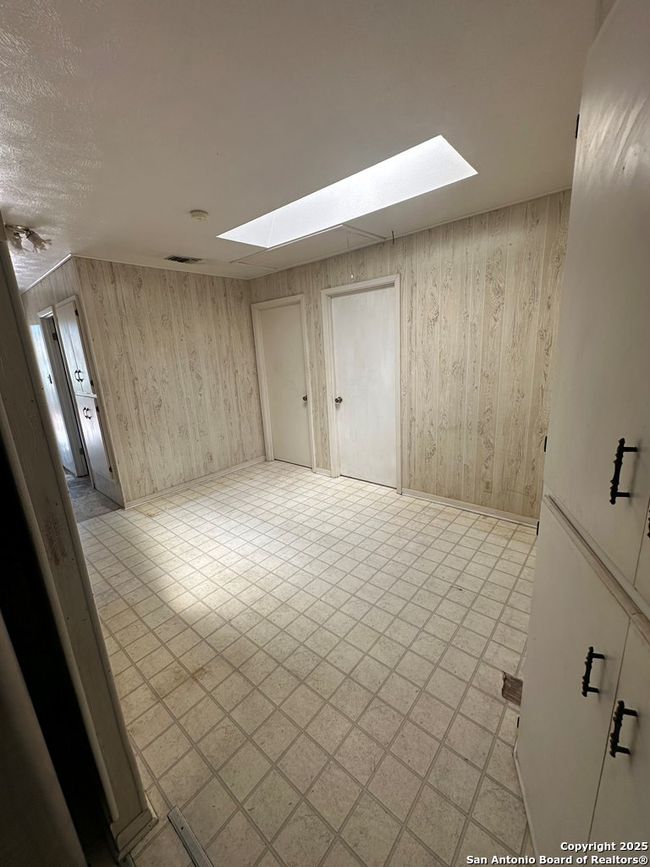 207 W Vance, House other with 4 bedrooms, 2 bathrooms and null parking in Refugio TX | Image 7